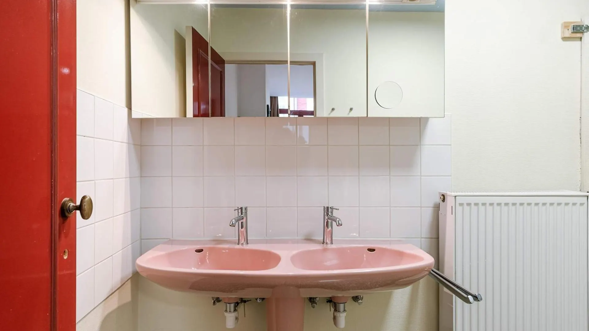 Huswell - Charming Apartment In The Heart Of גנט
