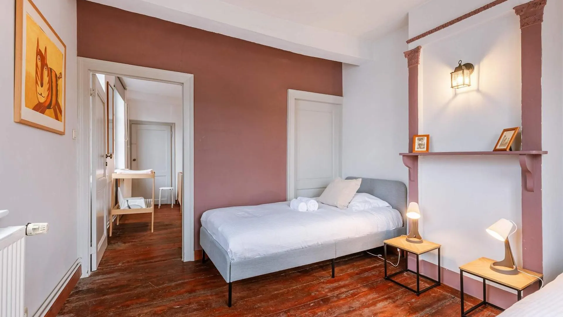 Huswell - Charming Apartment In The Heart Of גנט 0*,