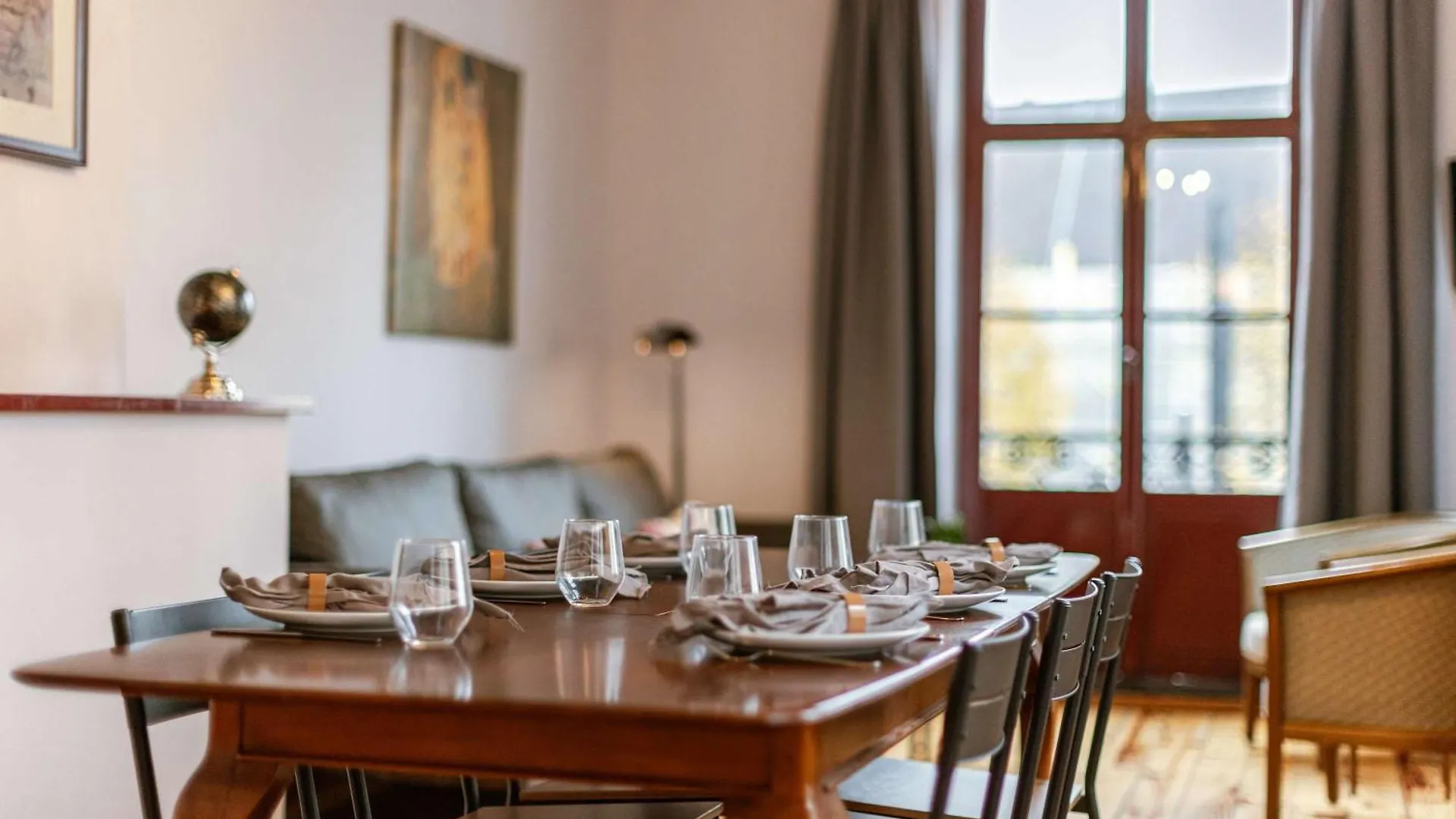 Huswell - Charming Apartment In The Heart Of גנט
