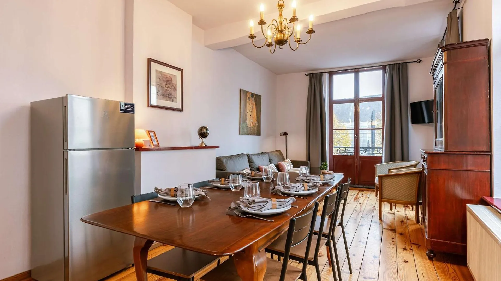 Huswell - Charming Apartment In The Heart Of גנט