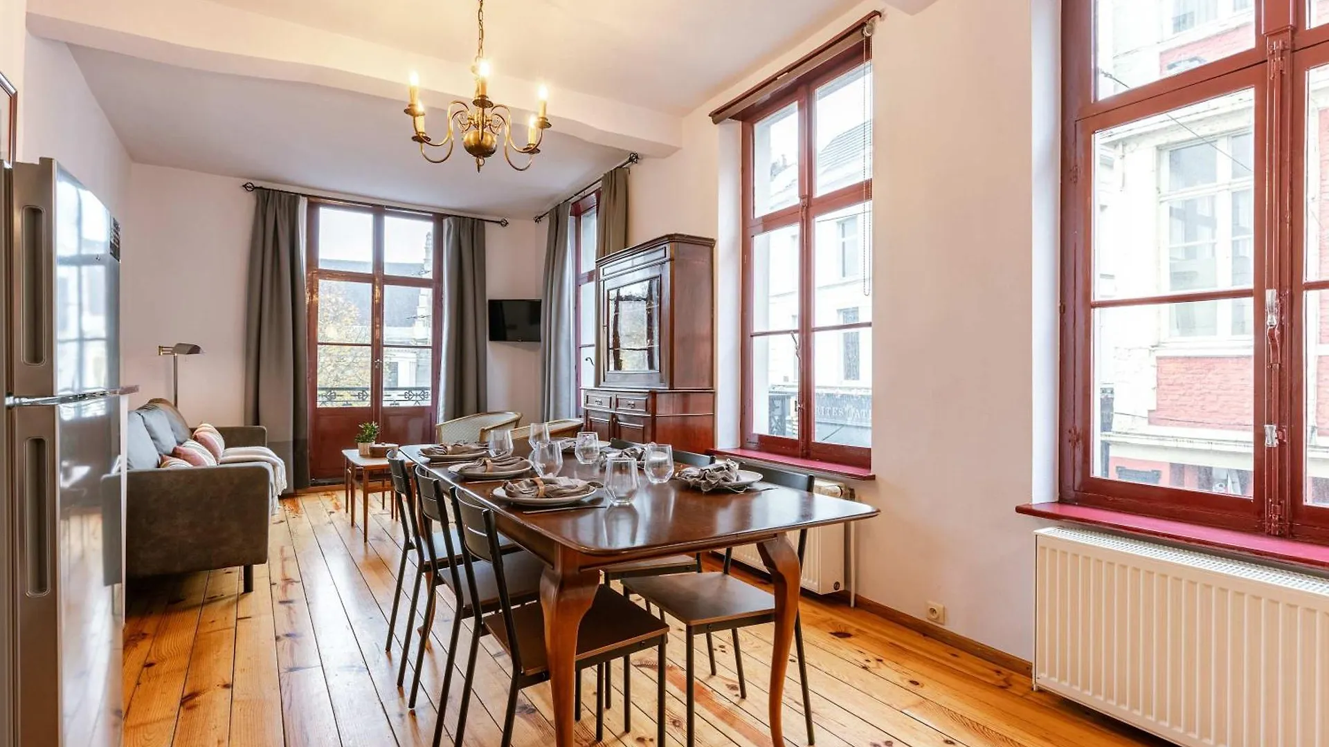 Huswell - Charming Apartment In The Heart Of גנט
